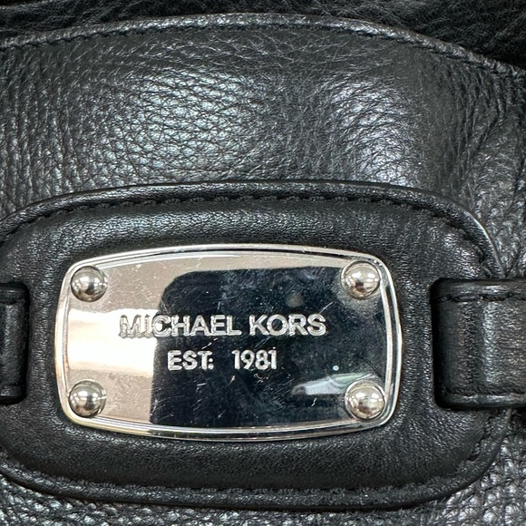 Michael Kors Black Pebbled Leather Satchel Tote Bag - Picture 6 of 10
